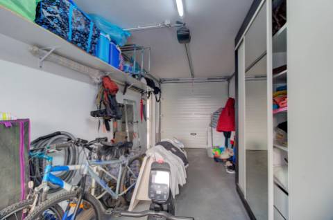 Moradia V2+2 Duplex com garagem, varandas e terraço