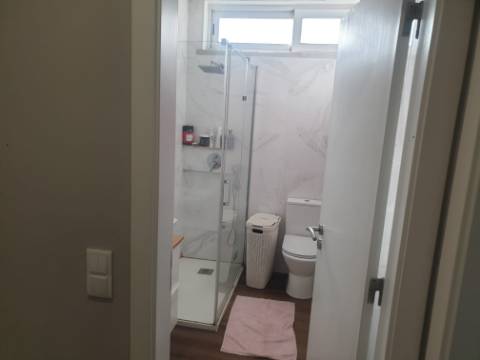 Apartamento T3 em Condominio Privado com Piscina. Vista Mar em Sesimbra