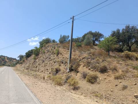 TERRENO COM 12.880 M2 - COM DUAS FRENTES: RIO E RIBEIRA - FOZ DE ODELEITE - CASTRO MARIM - ALGARVE