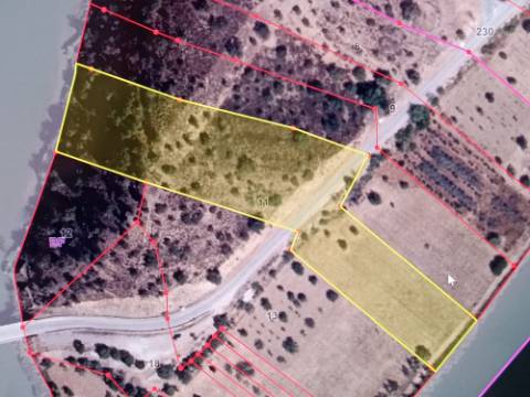 TERRENO COM 12.880 M2 - COM DUAS FRENTES: RIO E RIBEIRA - FOZ DE ODELEITE - CASTRO MARIM - ALGARVE