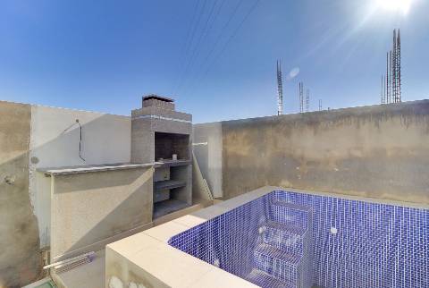 Moradia geminada nova de 3 quartos em Bernarda, Altura, com terraço.