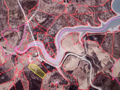 TERRENO RUSTICO COM 6000 M2 - JUNTO A ALDEIA DO TANOEIRO EM CASTRO MARIM - ALGARVE