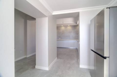 Excelente moradia nova V6 com 3 Salas para venda.