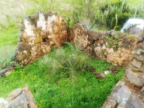 TERRENO MISTO COM 9.160 M2 - COM URBANO - ARMAZEM / GARAGEM - JUNQUEIRA - CASTRO MARIM - ALGARVE