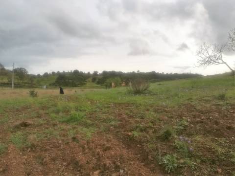 TERRENO MISTO COM 9.160 M2 - COM URBANO - ARMAZEM / GARAGEM - JUNQUEIRA - CASTRO MARIM - ALGARVE