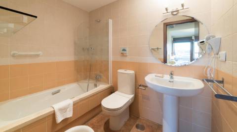 PREDIO - BLOCO COM 8 APARTAMENTOS - LICENCIADO ALOJAMENTO LOCAL - TURISMO - LAS ENCINAS - COSTA ESURE - AYAMONTE - HUELVA - ANDALUZIA - ESPANHA