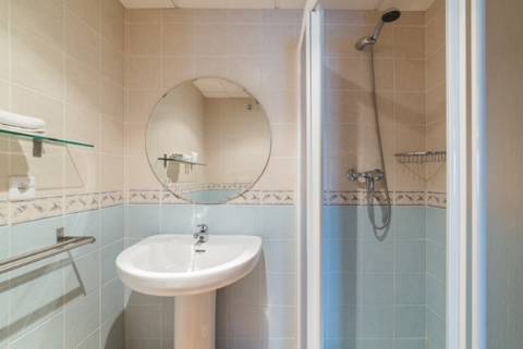 PREDIO - BLOCO COM 8 APARTAMENTOS - LICENCIADO ALOJAMENTO LOCAL - TURISMO - LAS ENCINAS - COSTA ESURE - AYAMONTE - HUELVA - ANDALUZIA - ESPANHA