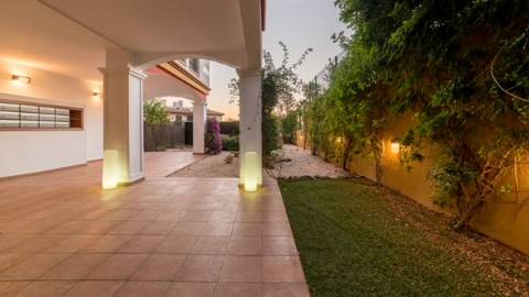 PREDIO - BLOCO COM 8 APARTAMENTOS - LICENCIADO ALOJAMENTO LOCAL - TURISMO - LAS ENCINAS - COSTA ESURE - AYAMONTE - HUELVA - ANDALUZIA - ESPANHA