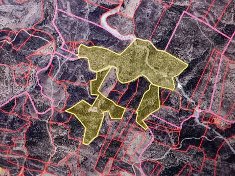 TERRENO COM 15.6 HECTARES - POSSIBILIDADE DE CONSTRUÇÃO - HABITAÇÃO - TURISMO - AZINHAL - CASTRO MARIM - ALGARVE