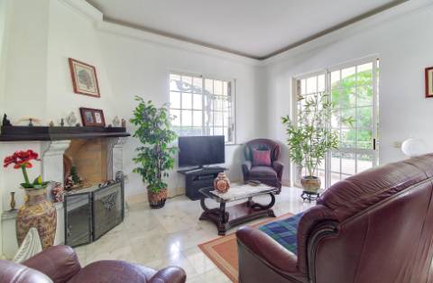 Moradia em Altura, a 520 metros da Praia da Alagoa