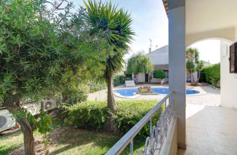 Moradia em Altura, a 520 metros da Praia da Alagoa