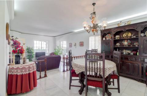 Moradia em Altura, a 520 metros da Praia da Alagoa