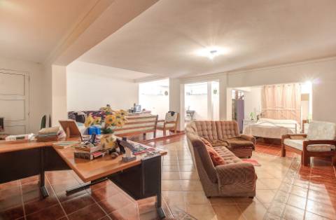 Moradia em Altura, a 520 metros da Praia da Alagoa