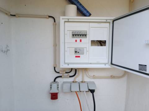 TERRENO RUSTICO COM 2.320 M2 - PLANO - ÁGUA - ELETRICIDADE - PISA BARRO - CASTRO MARIM - ALGARVE