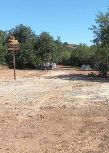 TERRENO RUSTICO COM 2.320 M2 - PLANO - ÁGUA - ELETRICIDADE - PISA BARRO - CASTRO MARIM - ALGARVE