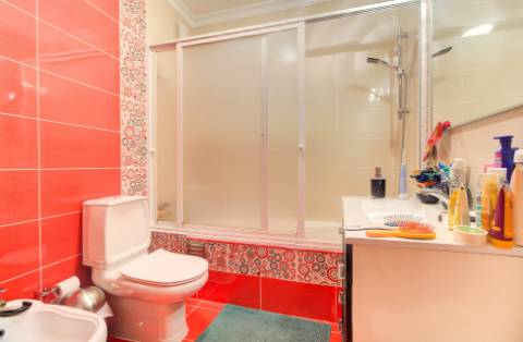 Apartamento T2 com Lugar de Parqueamento e sótão