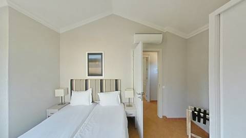 (GOLDEN VISA )Moradia de tipologia V2 de sonho num aldeamento no Campo de Golf de Castro Marim