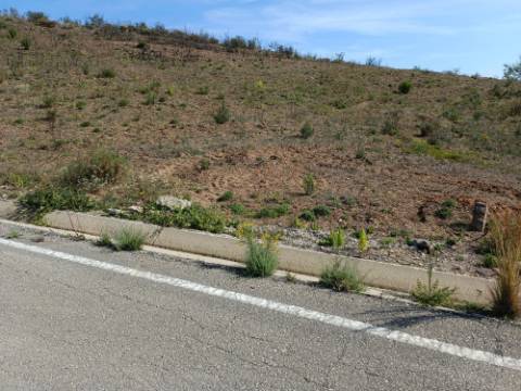TERRENO RÚSTICO COM 3920 M2 - FONTE CHICÓ EM CASTRO MARIM - ALGARVE