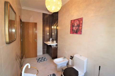 Lindíssima moradia isolada com piscina em excelente localização na Quinta do Sobral, Castro Martim