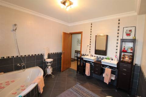 Lindíssima moradia isolada com piscina em excelente localização na Quinta do Sobral, Castro Martim