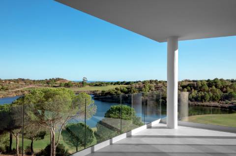 Apartamento T3 Duplex com terraço 84,58 m2 sito no Golf Monte Rei
