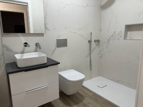 Magnifica moradia novaT4 com piscina e garagem!