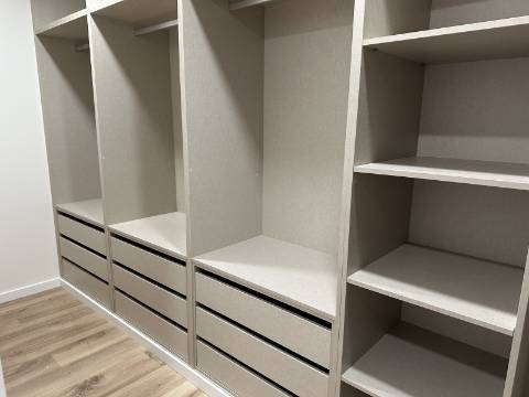 Magnifica moradia novaT4 com piscina e garagem!