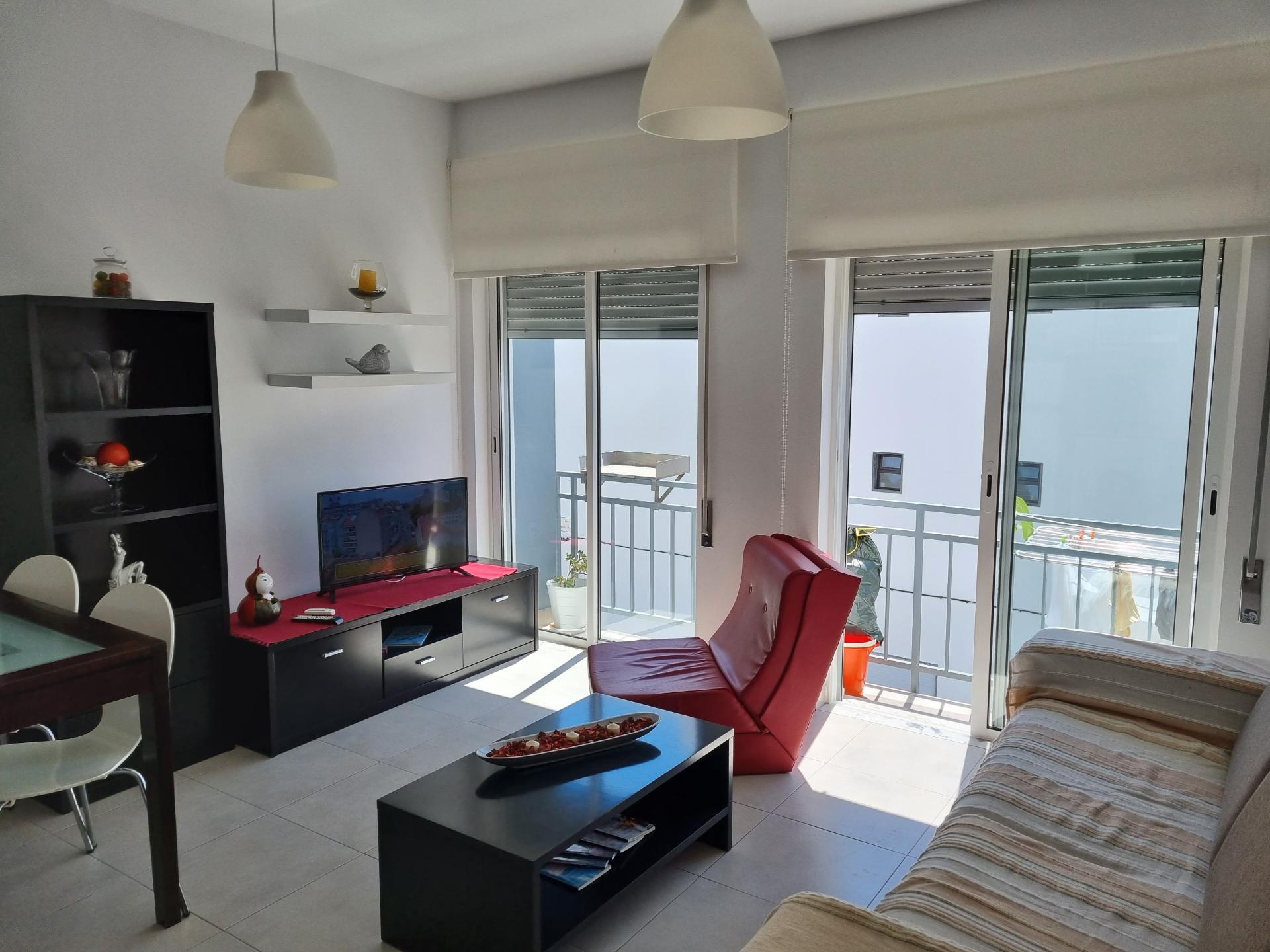 Apartamento em Monte Gordo para arrendamento de Outubro a Maio