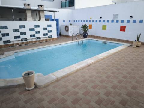 Exclusivo Edifício com 8 Apartamentos em Manta Rota, Algarve