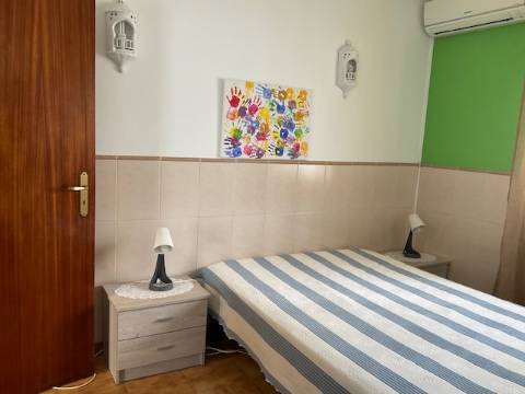 Exclusivo Edifício com 8 Apartamentos em Manta Rota, Algarve