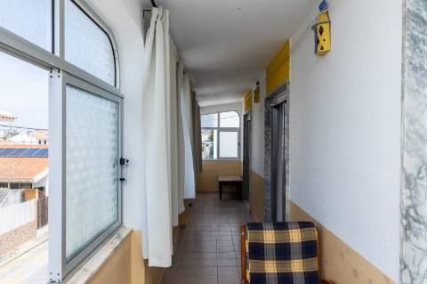 Exclusivo Edifício com 8 Apartamentos em Manta Rota, Algarve