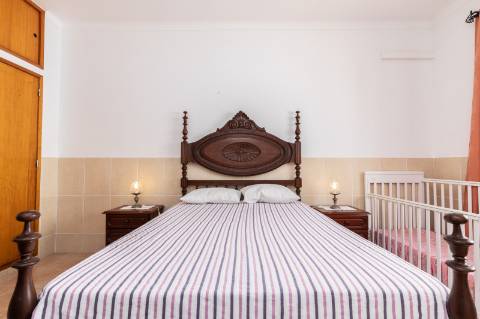 Exclusivo Edifício com 8 Apartamentos em Manta Rota, Algarve