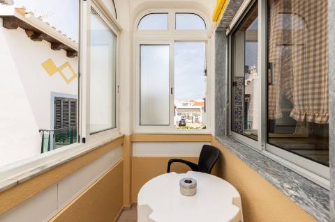 Exclusivo Edifício com 8 Apartamentos em Manta Rota, Algarve