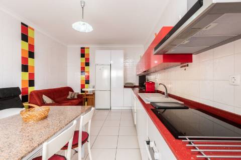 Exclusivo Edifício com 8 Apartamentos em Manta Rota, Algarve