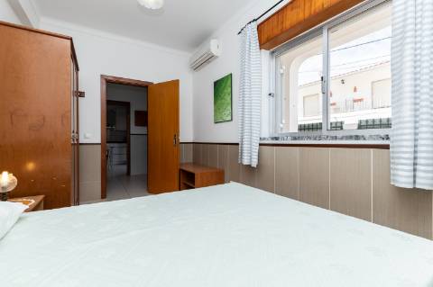 Exclusivo Edifício com 8 Apartamentos em Manta Rota, Algarve