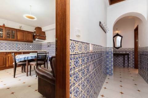 Exclusivo Edifício com 8 Apartamentos em Manta Rota, Algarve