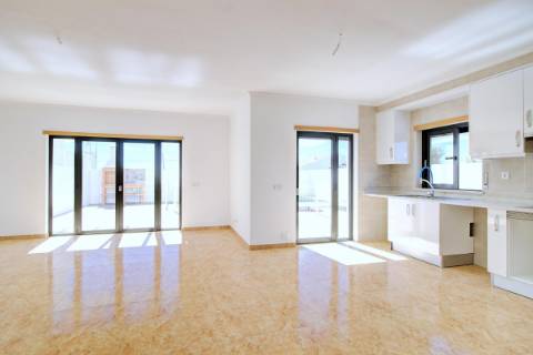 Moradia V3 de Design Personalizável com Piscina