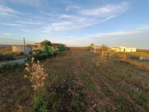TERRENO URBANO PARA CONSTRUÇÃO - 840 M2 - VISTA MAR E VISTA LAGO - PORTELA ALTA DE CIMA - CASTRO MARIM - ALGARVE