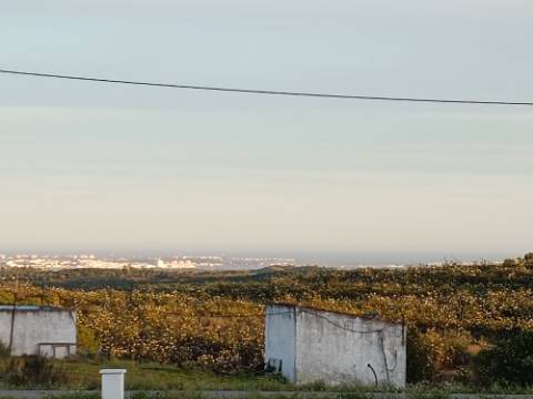 TERRENO URBANO PARA CONSTRUÇÃO - 840 M2 - VISTA MAR E VISTA LAGO - PORTELA ALTA DE CIMA - CASTRO MARIM - ALGARVE