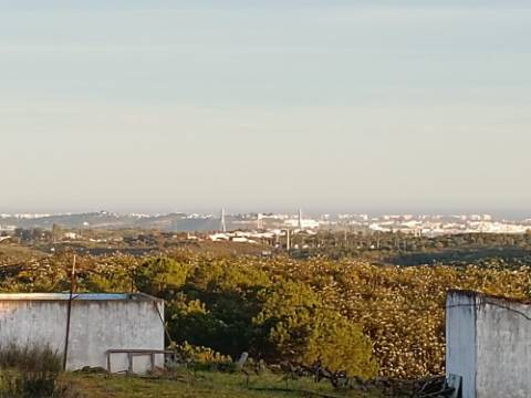 TERRENO URBANO PARA CONSTRUÇÃO - 840 M2 - VISTA MAR E VISTA LAGO - PORTELA ALTA DE CIMA - CASTRO MARIM - ALGARVE