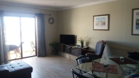 Apartamento T2 em Altura (OUTUBRO A MAIO)