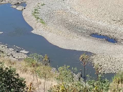 TERRENO COM 83.240 M2 - JUNTO A RIBEIRA DE ODELEITE - POSSIBILIDADE DE CONSTRUÇÃO RESIDENCIA E TURISMO EM GALAXES - VAQUEIROS - ALCOUTIM