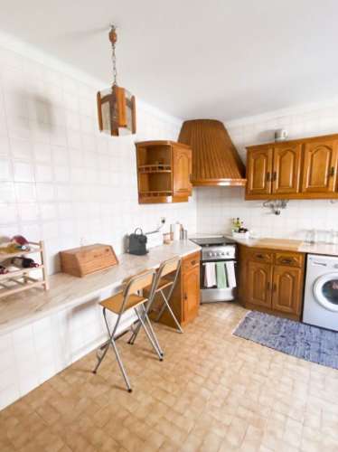 Moradia T3 +1 a 300 metros da Praia em Altura para Arrendamento de Setembro a Junho