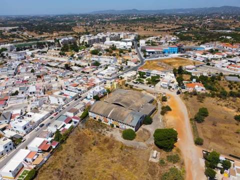 Terreno para Construção de Moradias ou Prédios em Olhão.
