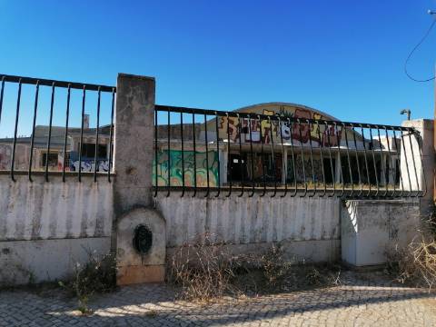 Terreno para Construção de Moradias ou Prédios em Olhão.