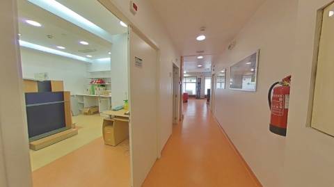 Oportunidade Imperdível em Olhão! Loja em Olhão com 335m2