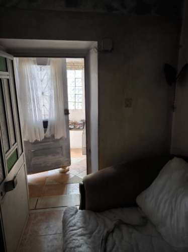 MORADIA TÉRREA - ISOLADA - COM FURO - COM TERRENO DE 600 M2 - CORTE PEQUENA - ODELEITE - CASTRO MARIM