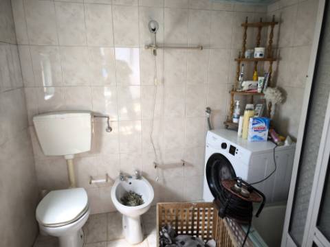 MORADIA TÉRREA - ISOLADA - COM FURO - COM TERRENO DE 600 M2 - CORTE PEQUENA - ODELEITE - CASTRO MARIM