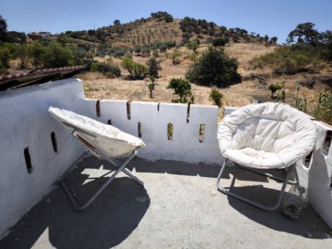 MORADIA TÉRREA - ISOLADA - COM FURO - COM TERRENO DE 600 M2 - CORTE PEQUENA - ODELEITE - CASTRO MARIM