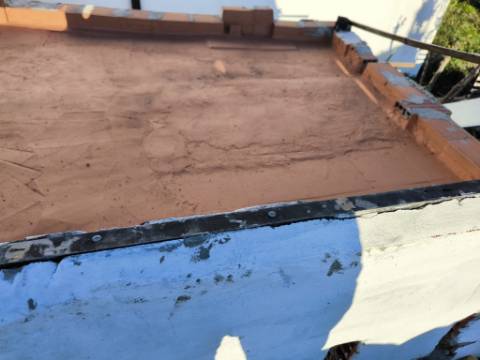 MORADIA TÉRREA - ISOLADA - COM FURO - COM TERRENO DE 600 M2 - CORTE PEQUENA - ODELEITE - CASTRO MARIM